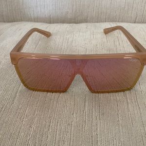 Quay Australia x benefit RARE “Shade Queen” sunglasses